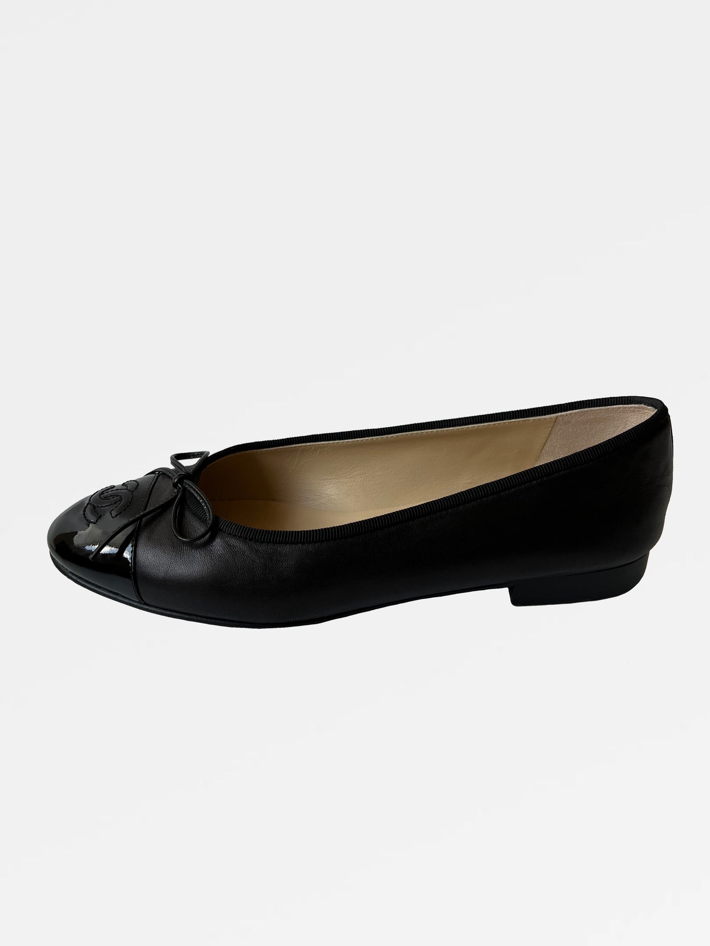 Chanel Flats, IT 37