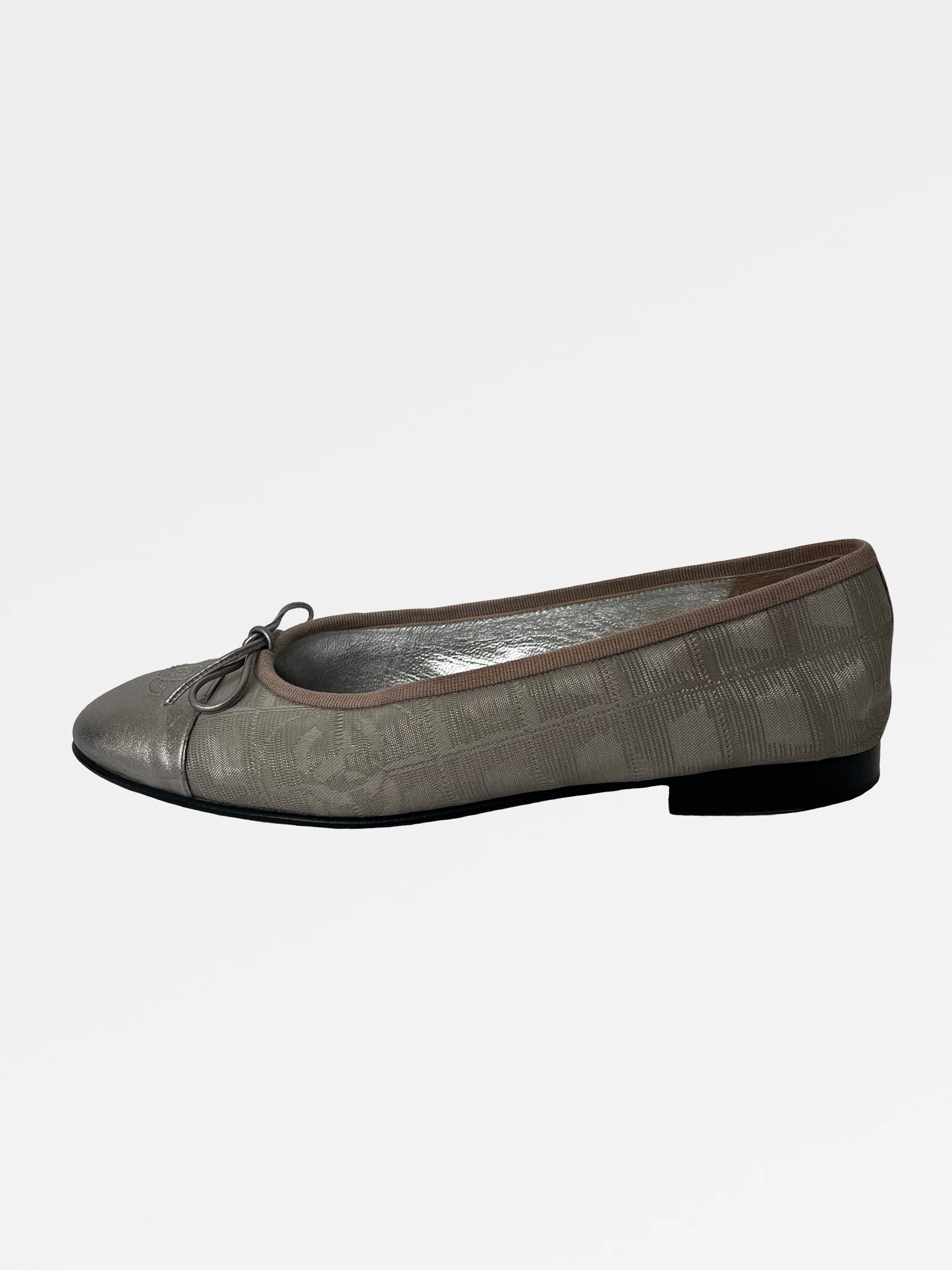 Chanel Flats, IT 39