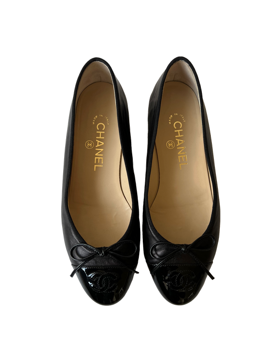 Chanel Flats, IT 37